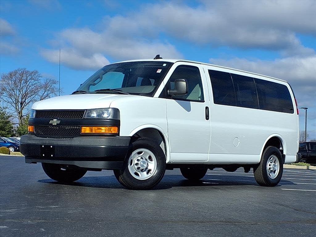 2019 CHEVROLET Express
