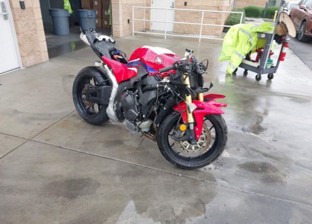 2021 HONDA CB