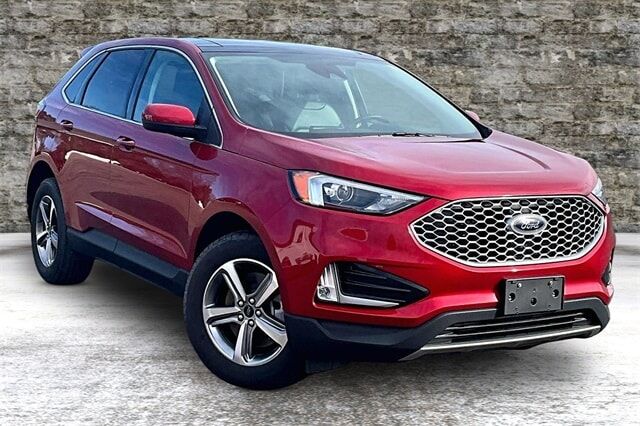 2023 FORD Edge