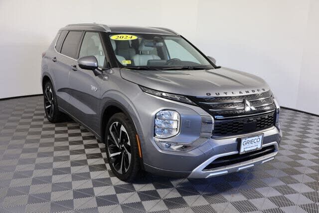 2024 MITSUBISHI Outlander