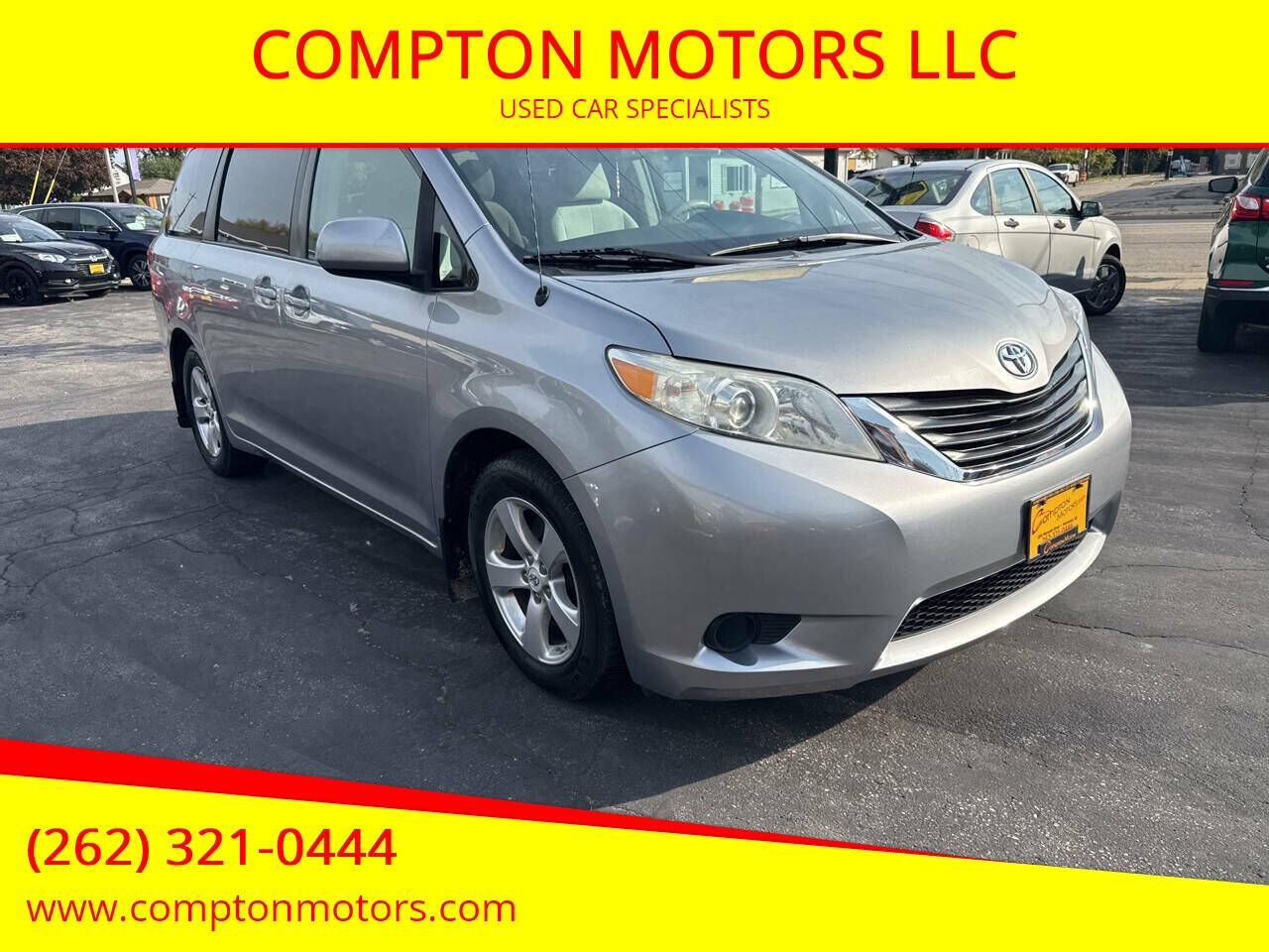 2011 TOYOTA Sienna