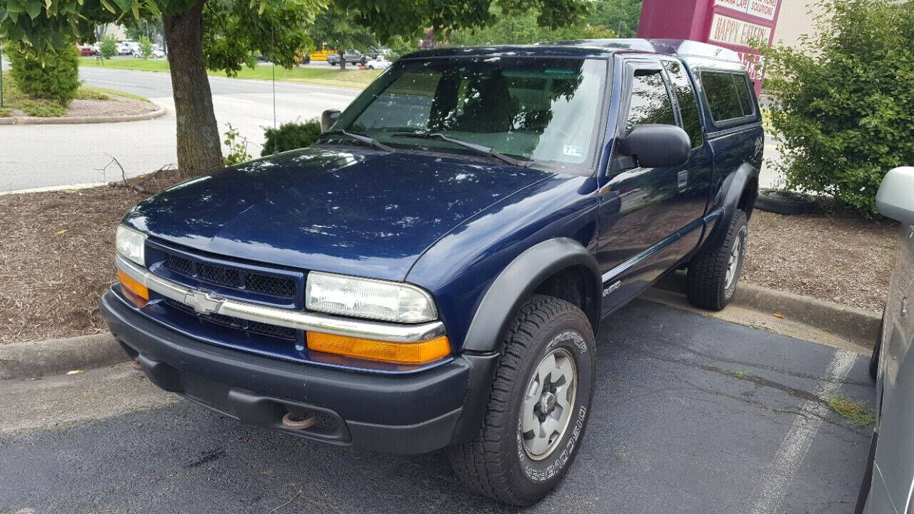 2002 CHEVROLET S-10 Pickup