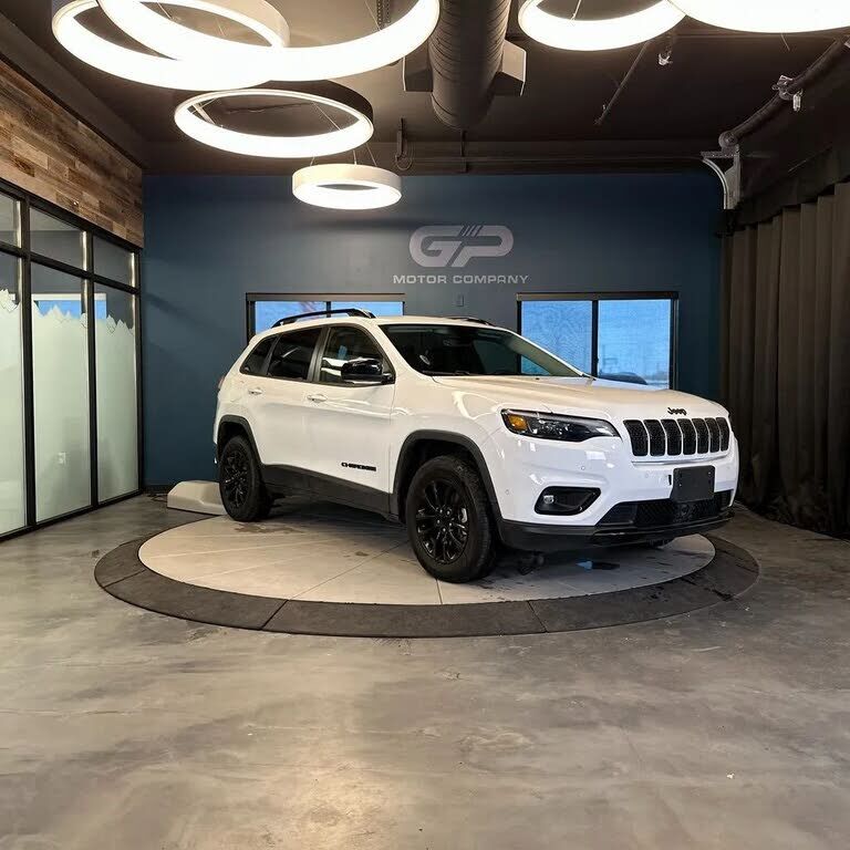 2023 JEEP Cherokee