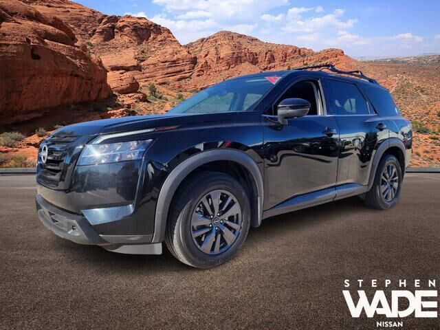 2022 NISSAN Pathfinder
