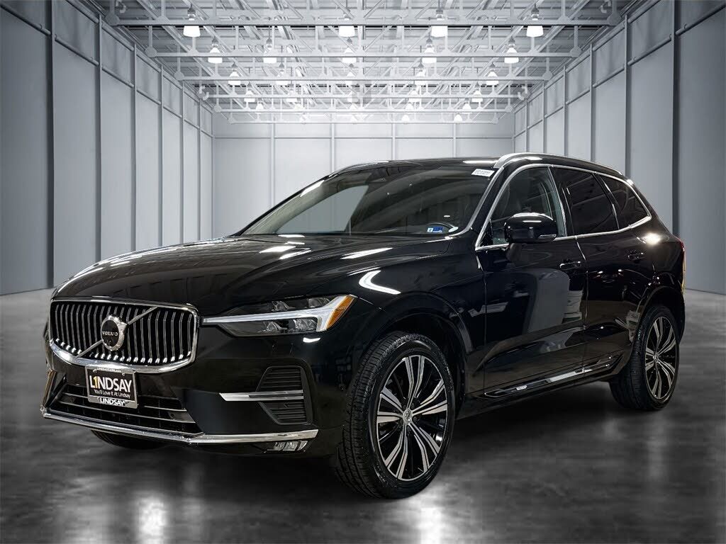 2022 VOLVO XC60
