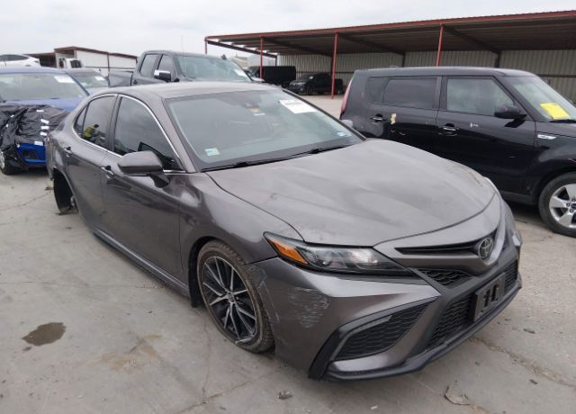 2024 TOYOTA Camry