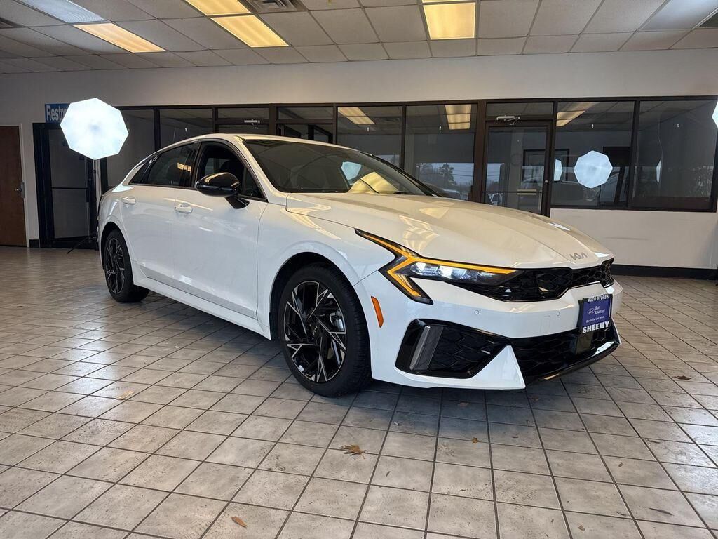 2025 KIA K5