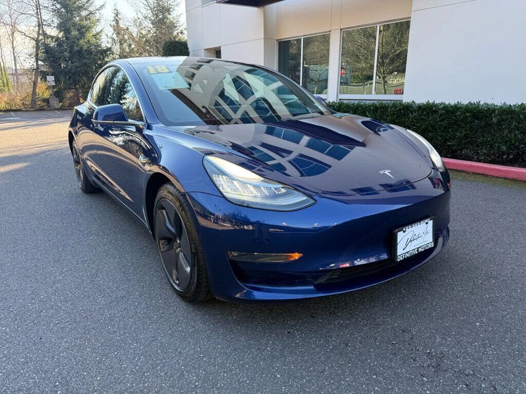 2018 TESLA Model 3