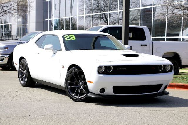 2023 DODGE Challenger