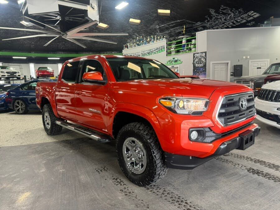 2016 TOYOTA Tacoma