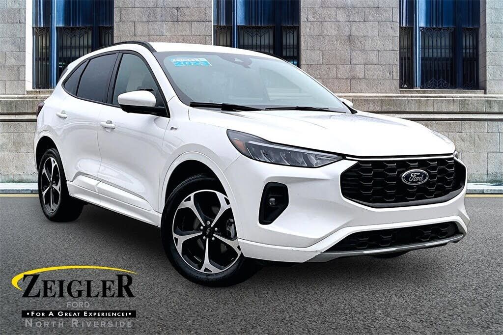 2023 FORD Escape
