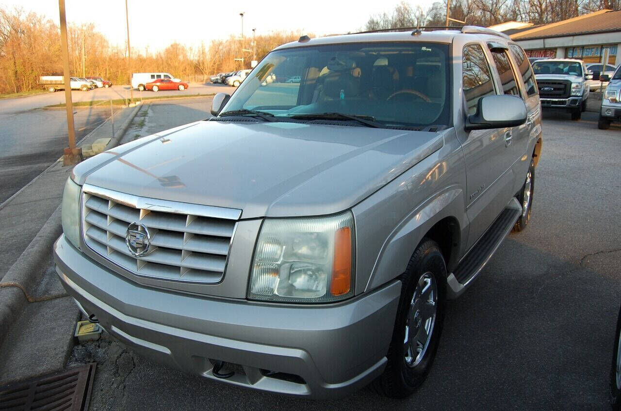 2004 CADILLAC Escalade
