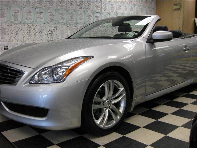 2010 INFINITI G37