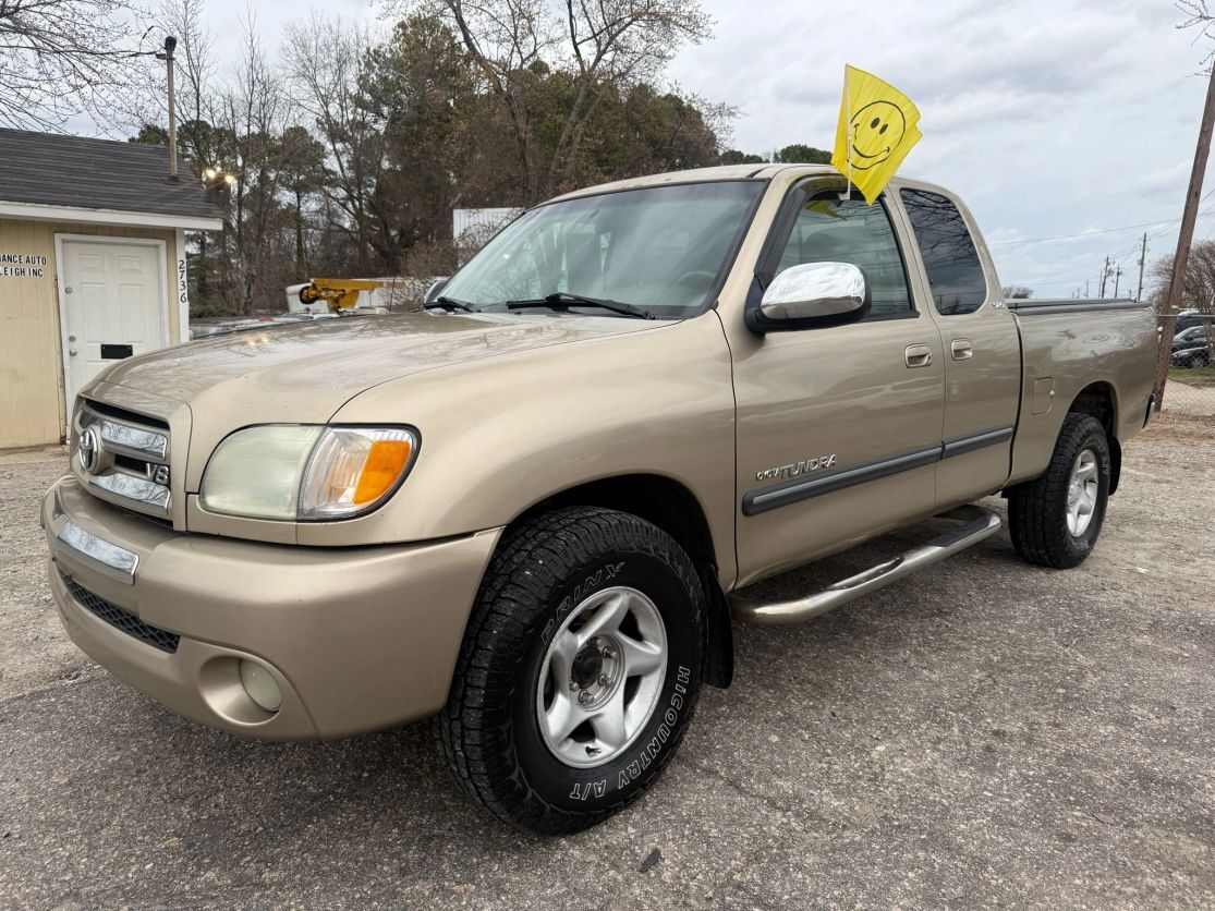 2004 TOYOTA Tundra