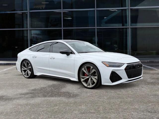 2021 AUDI RS7