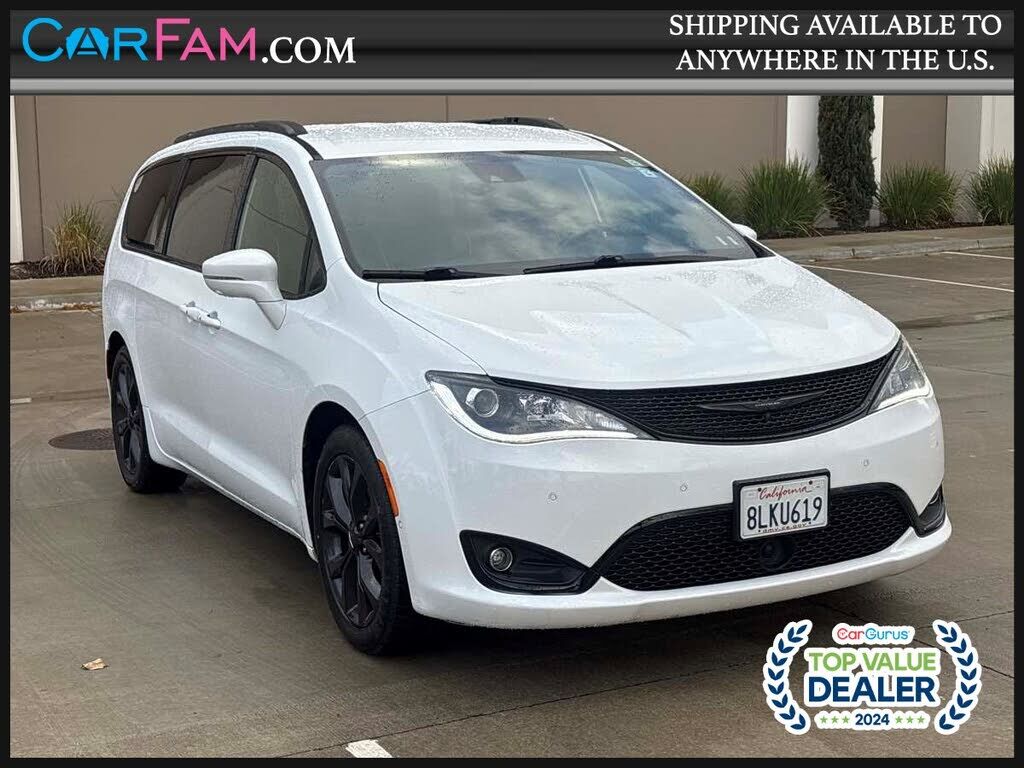 2019 CHRYSLER Pacifica