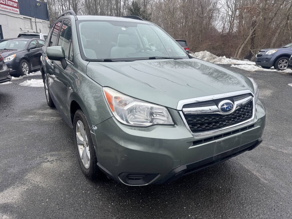 2014 SUBARU Forester