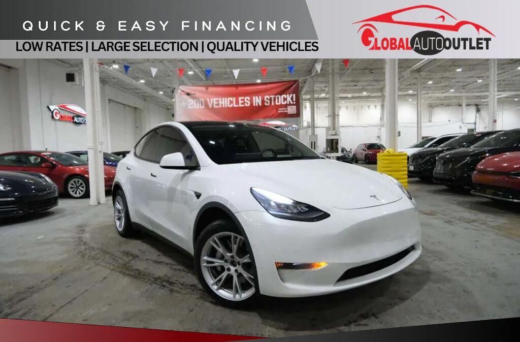2021 TESLA Model Y