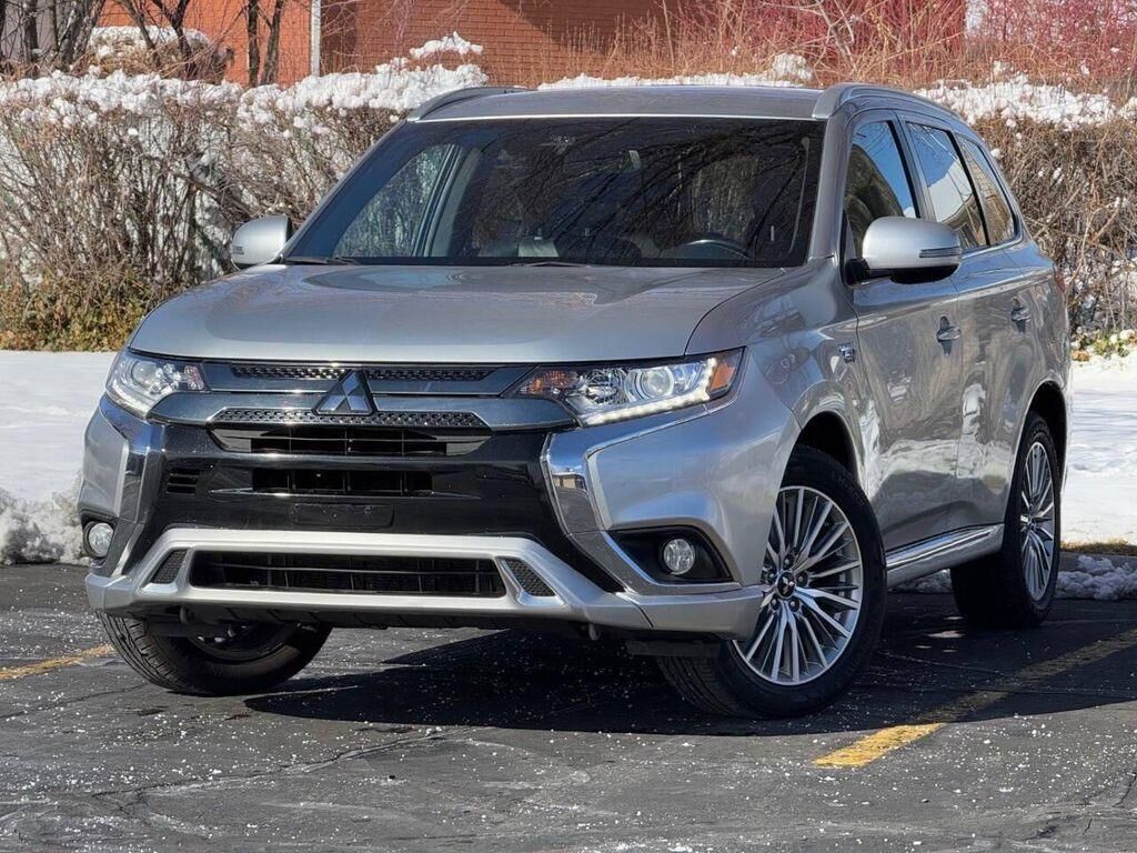 2022 MITSUBISHI Outlander