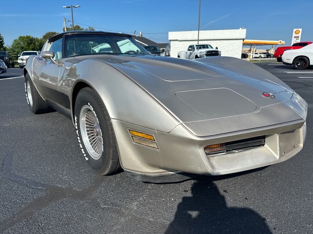 1982 CHEVROLET Corvette