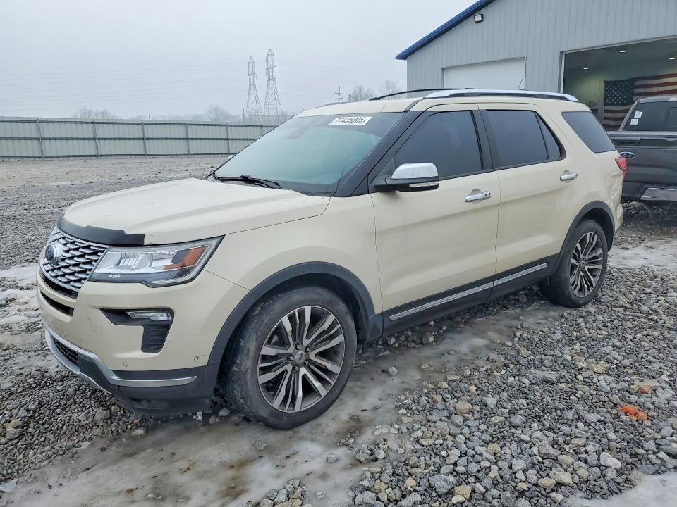 2018 FORD Explorer