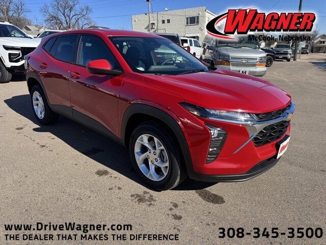 2026 CHEVROLET Trax