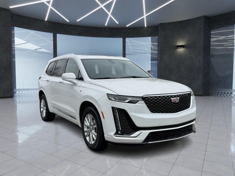 2024 CADILLAC XT6