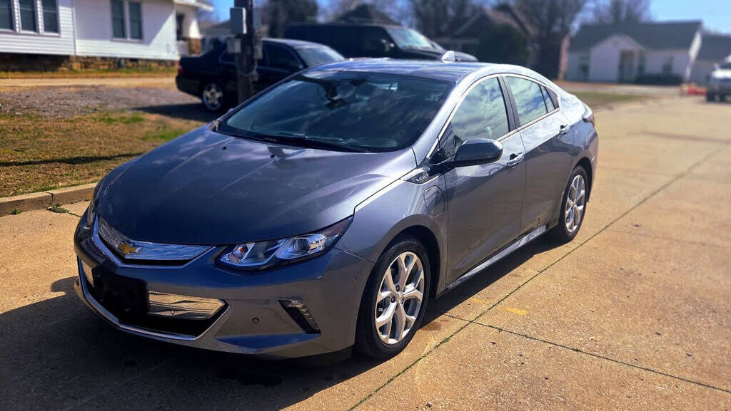 2018 CHEVROLET Volt
