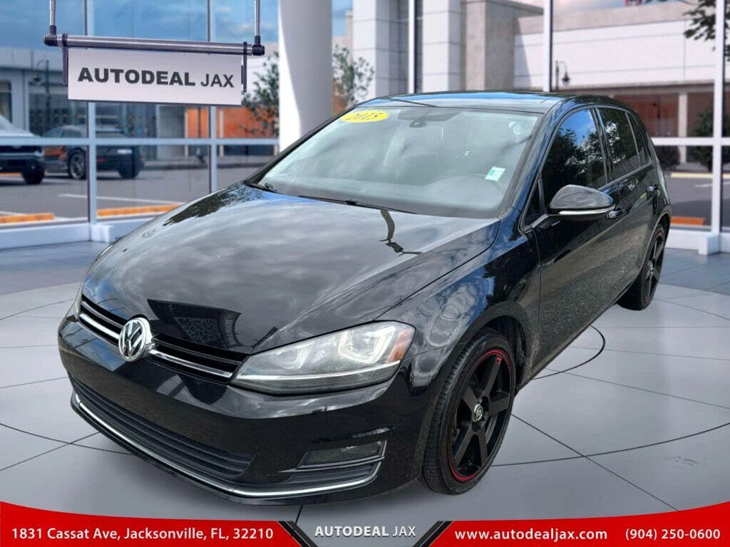 2015 VOLKSWAGEN Golf