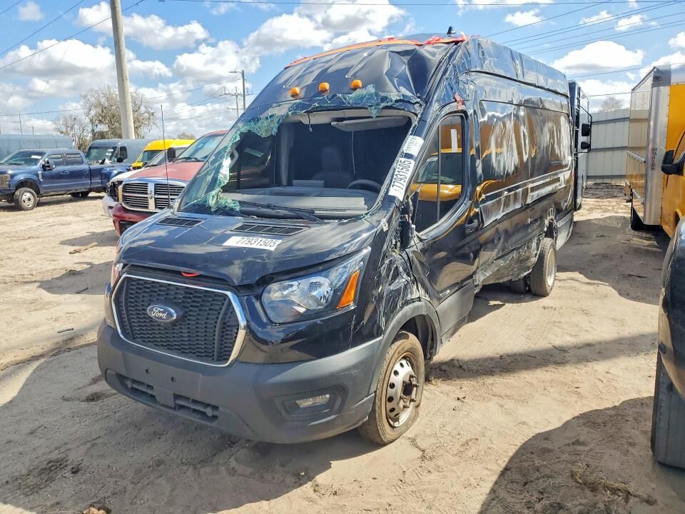 2023 FORD Transit