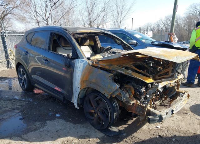 2016 HYUNDAI Tucson