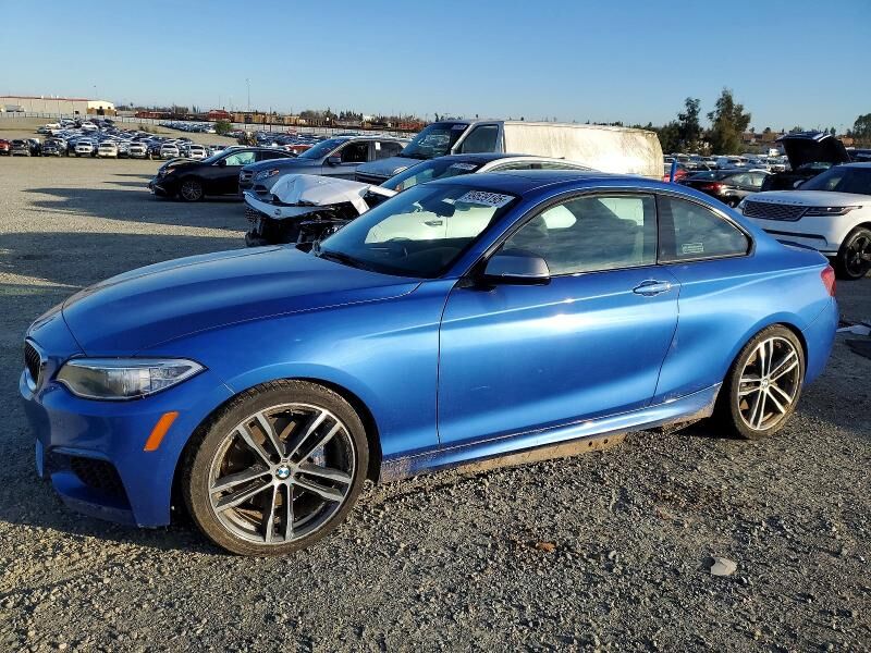 BMW M235i