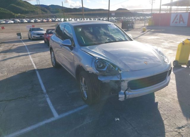 2015 PORSCHE Cayenne