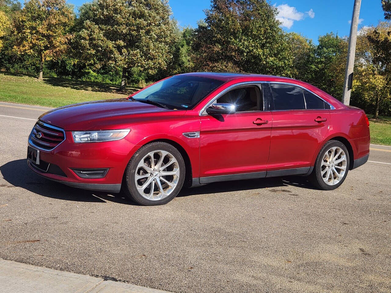 2015 FORD Taurus