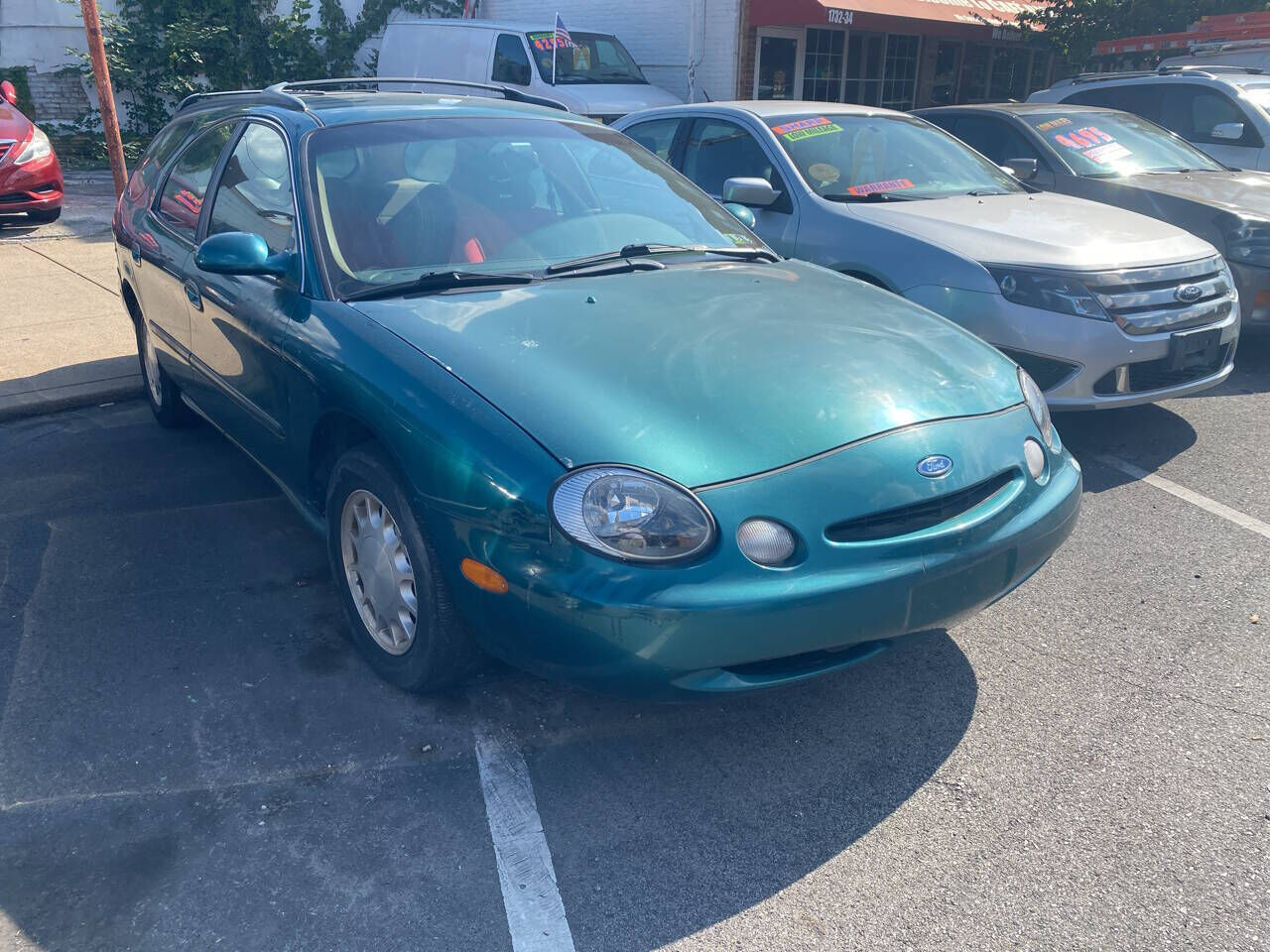 1997 FORD Taurus