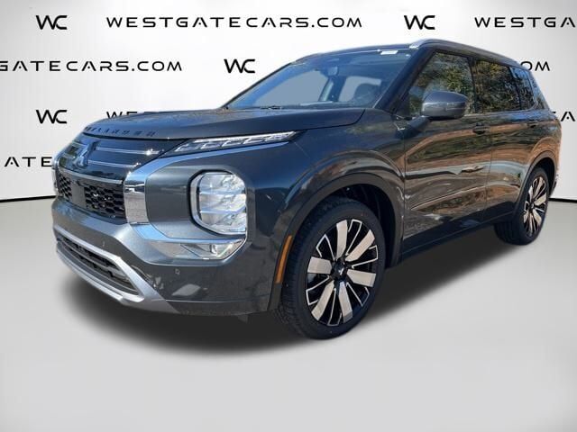 2026 MITSUBISHI Outlander