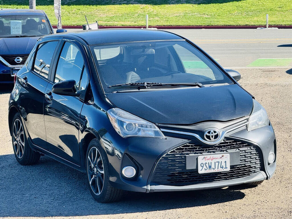 2016 TOYOTA Yaris