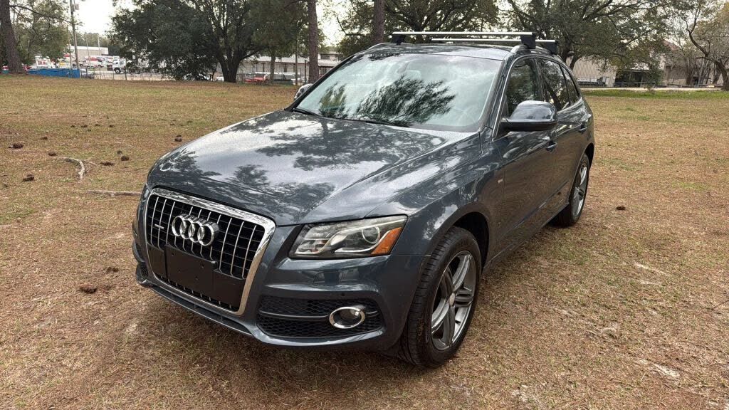 2011 AUDI Q5