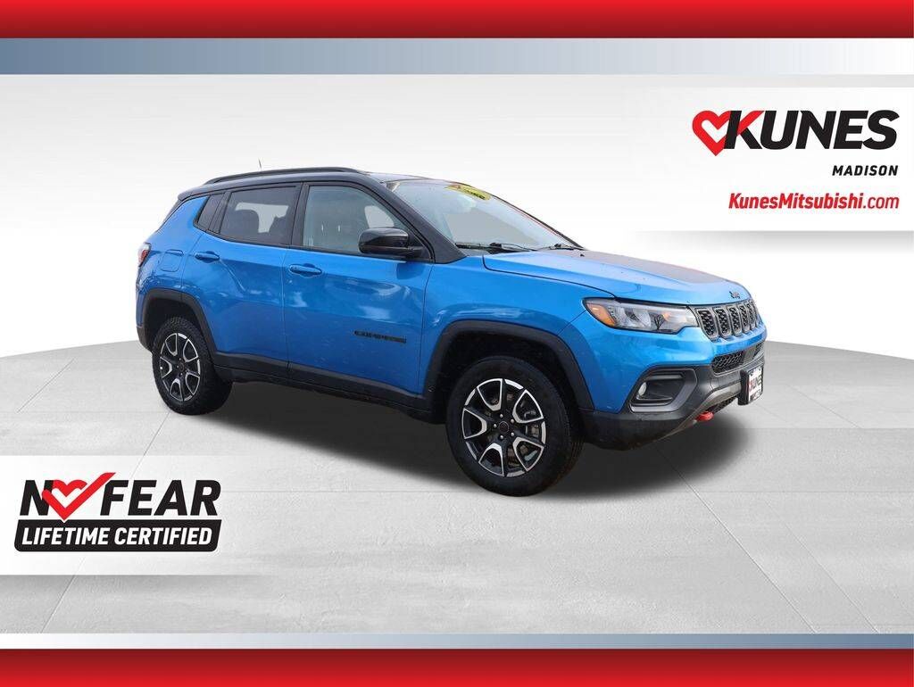 2025 JEEP Compass