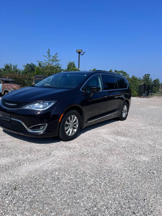 2017 CHRYSLER Pacifica