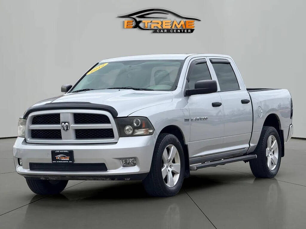 2012 DODGE Ram