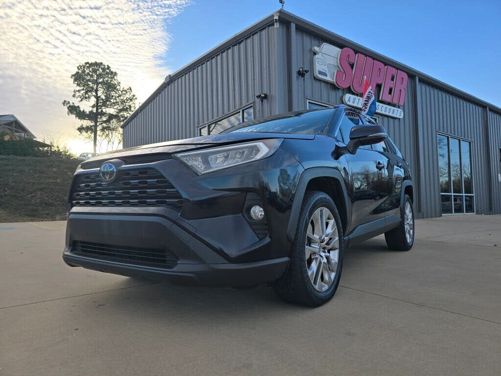 2019 TOYOTA RAV4