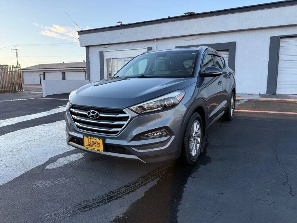 2016 HYUNDAI Tucson