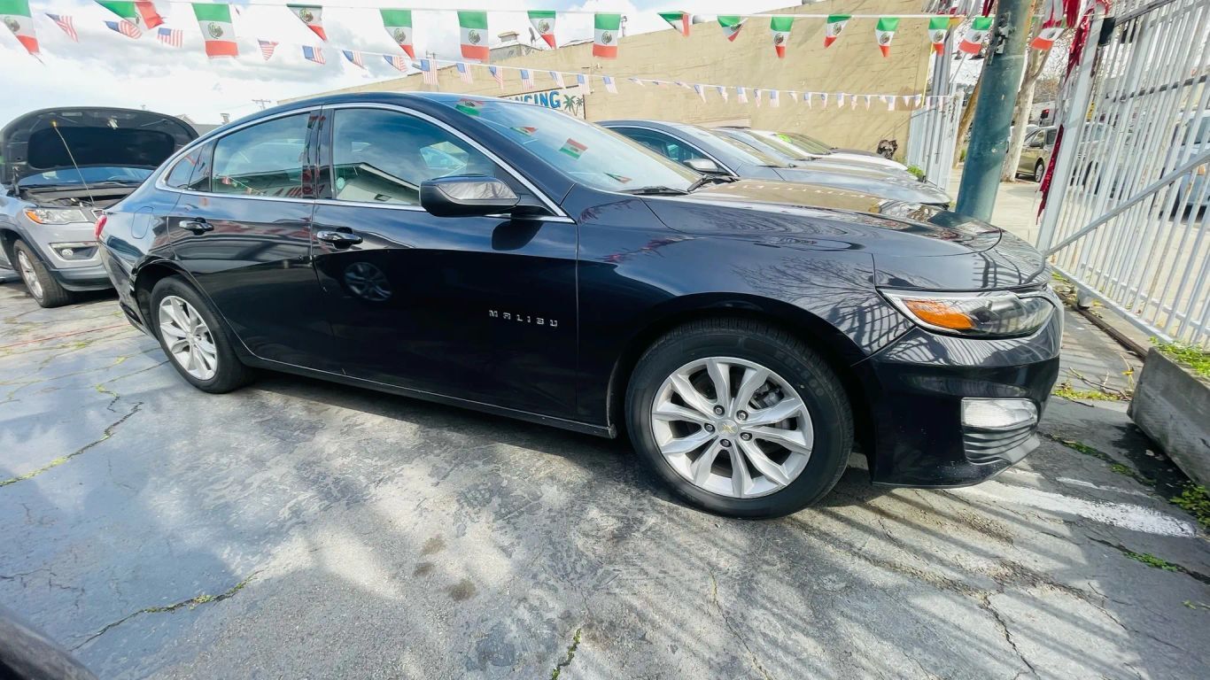 2023 CHEVROLET Malibu