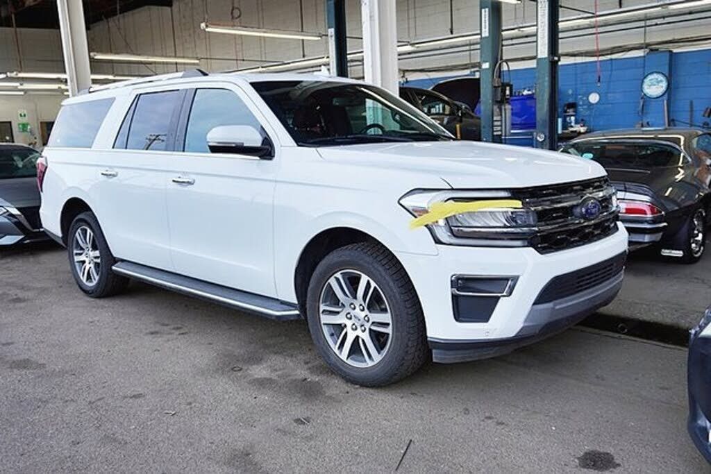2023 FORD Expedition