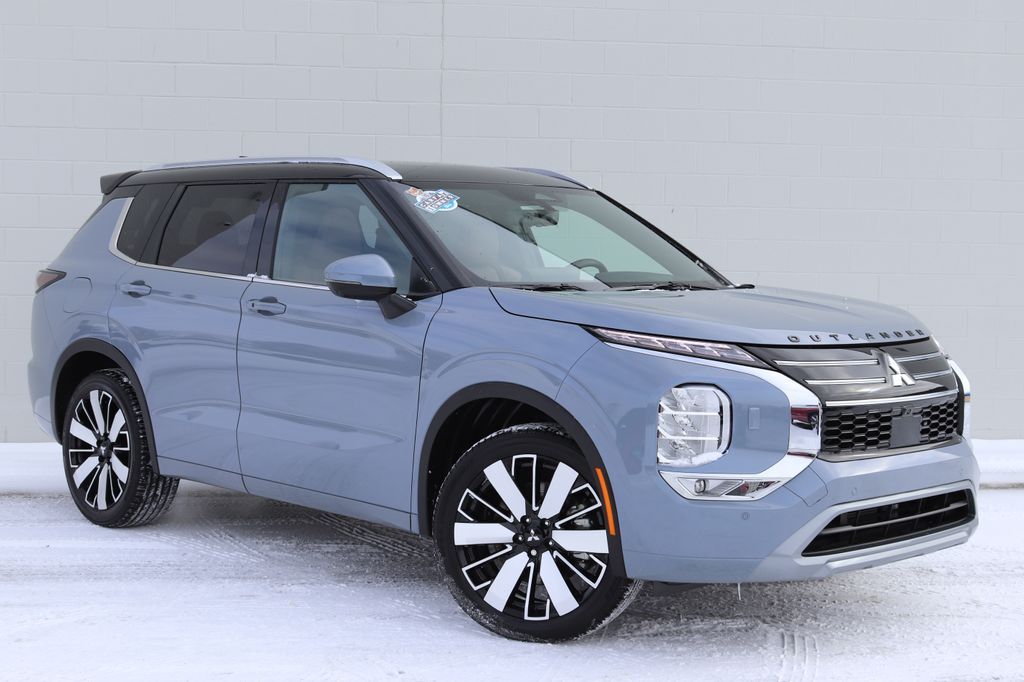 2026 MITSUBISHI Outlander