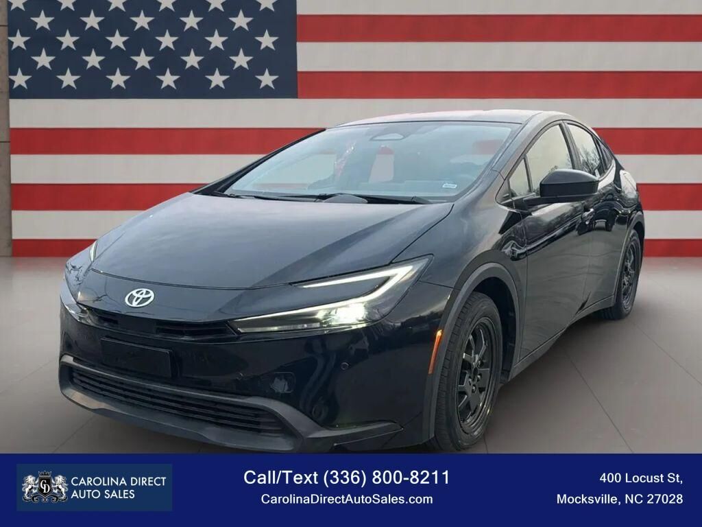 2025 TOYOTA PRIUS