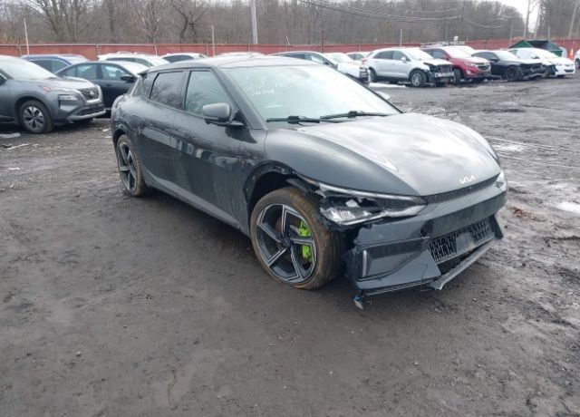 2023 KIA EV6