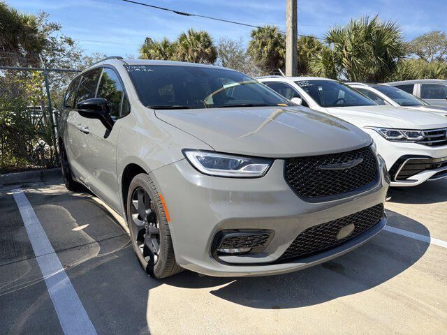 2025 CHRYSLER Pacifica