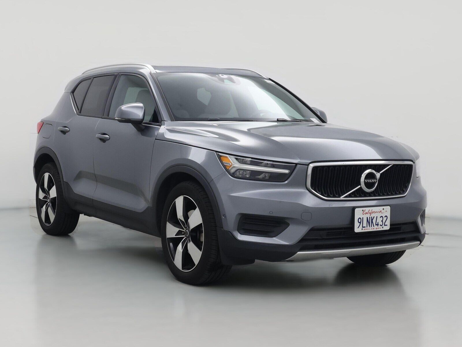 2019 VOLVO XC40
